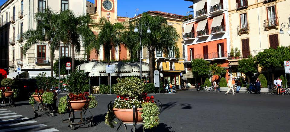 Sorrento's Piazza Tasso Italy image